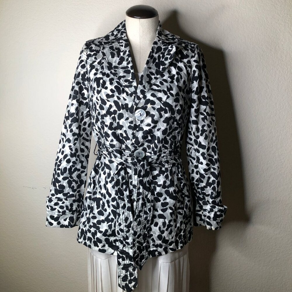 GORGEOUS, NEW, "Harold's" Leopard Print, Ladies Jacket (XS)